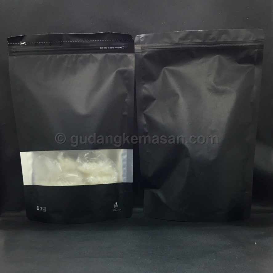 Square Window Black 20x30 - Standing Pouch | Gudang Kemasanku
